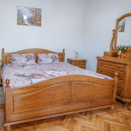 Apartman Marta I Soba Maja Gradiste Экстерьер фото