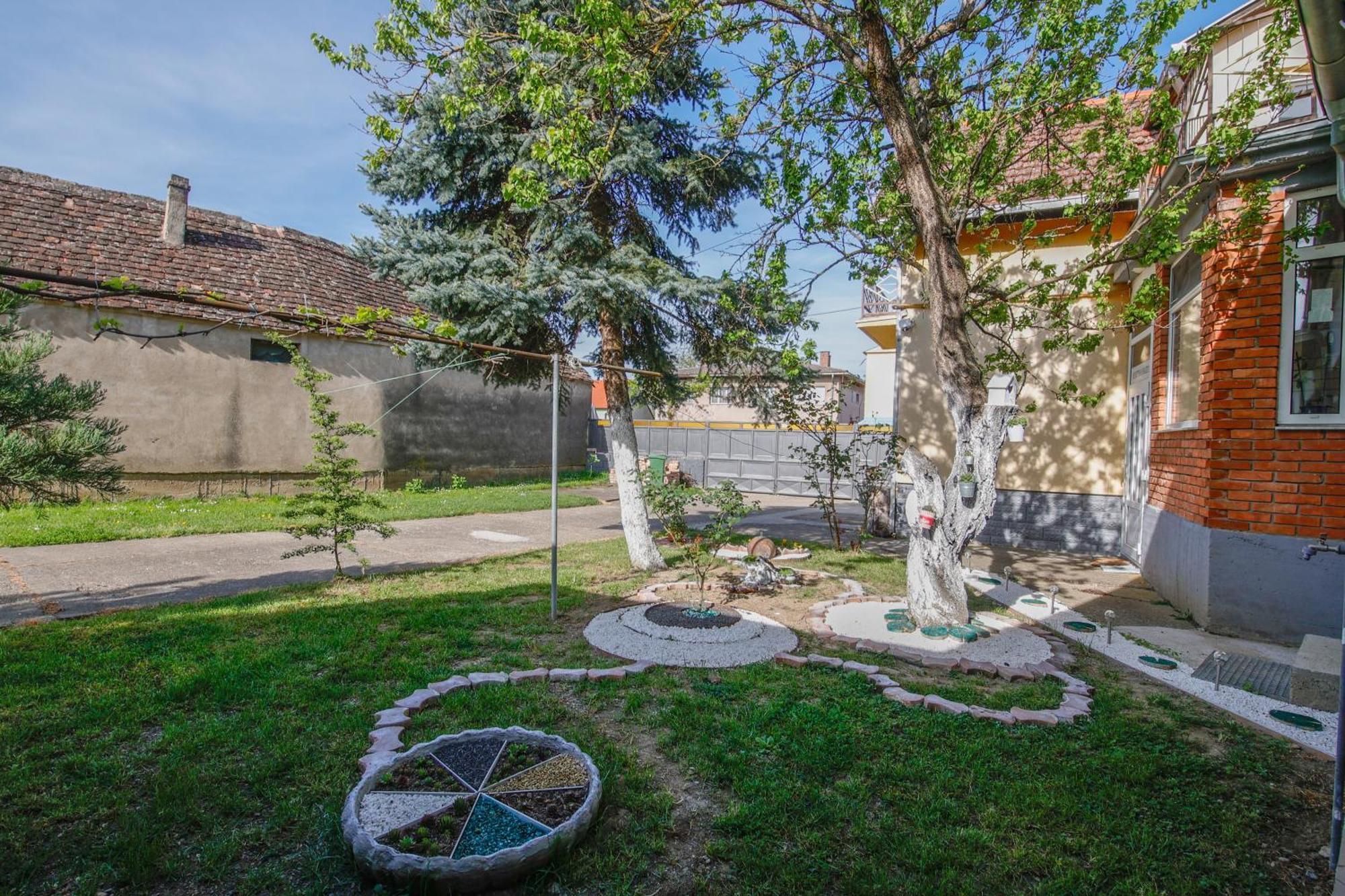 Apartman Marta I Soba Maja Gradiste Экстерьер фото
