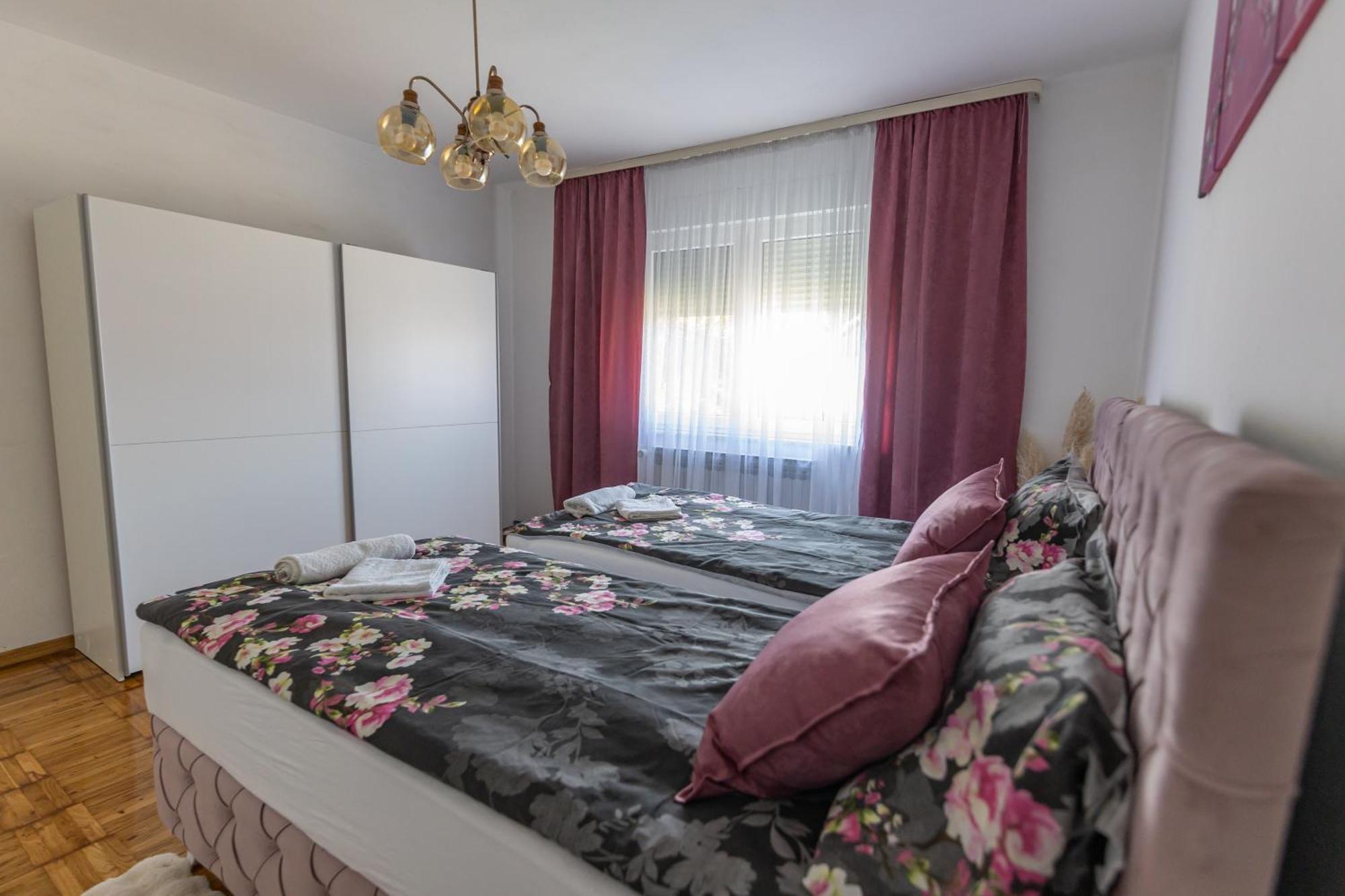 Apartman Marta I Soba Maja Gradiste Экстерьер фото